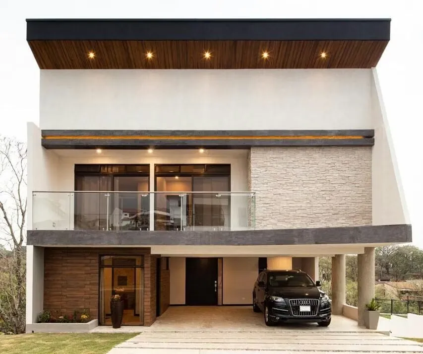 Venta casa de lujo multinivel con vistas, 6 habitaciones y suite privada #25-627 GS