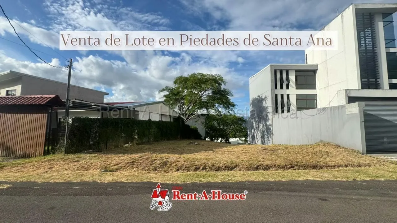 Venta de lote de 500 m2 uso residencial en Piedades Santa Ana