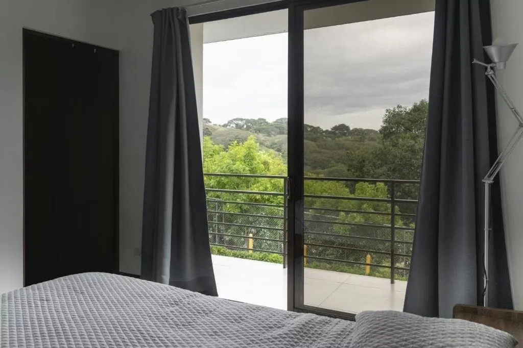 Con o sin mueblesBosques del cafe guachipelin alquiler!!!!! Vivir bien! Vivir bonito!