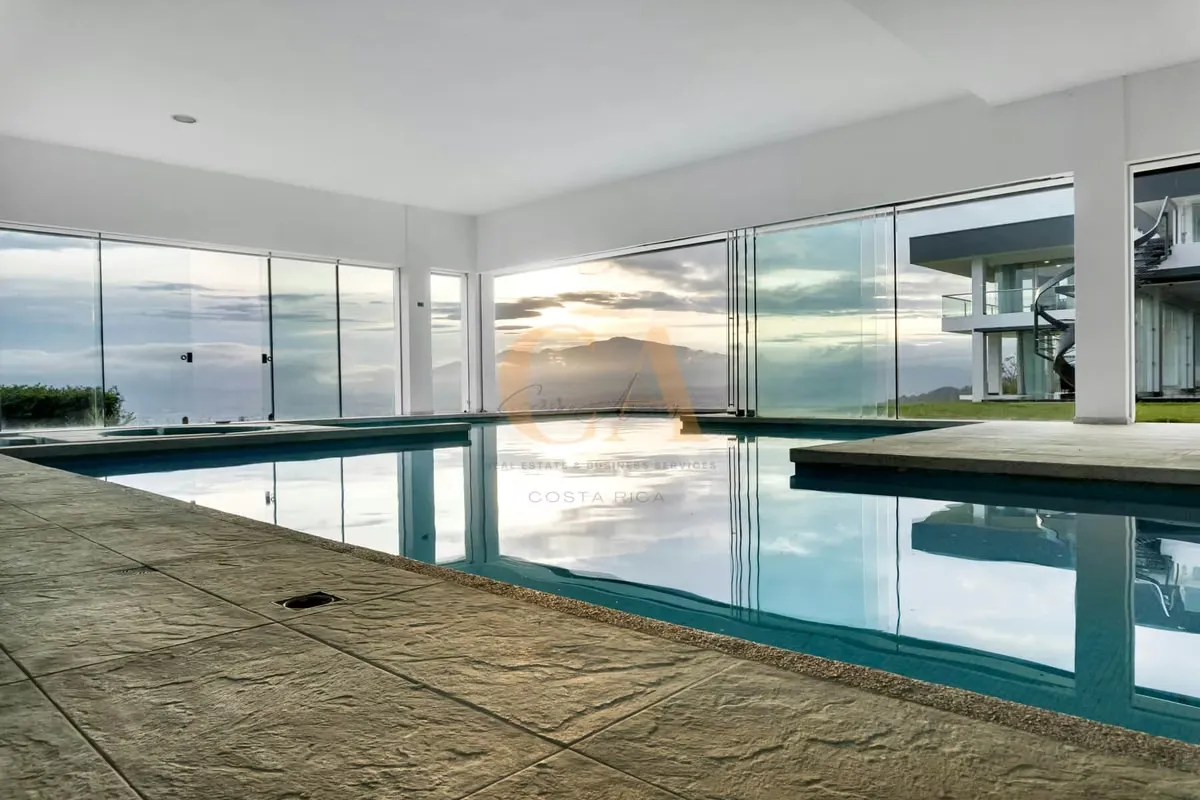 For Sale Luxury Home Ultra Modern de 1.100m2, San Antonio de Escazú, Costa Rica