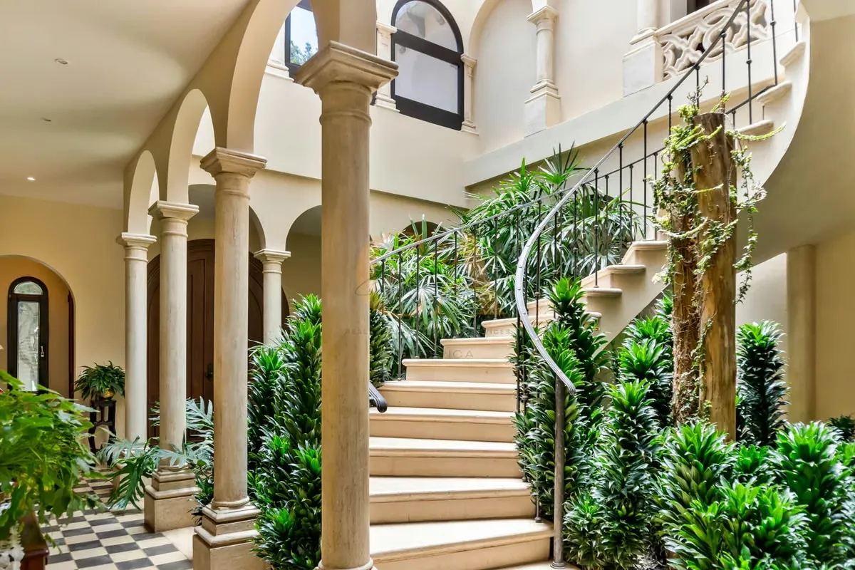 Exceptional villa of 660 m² with 3,438 m² of landscaped gardens – Santo Domingo de Heredia.