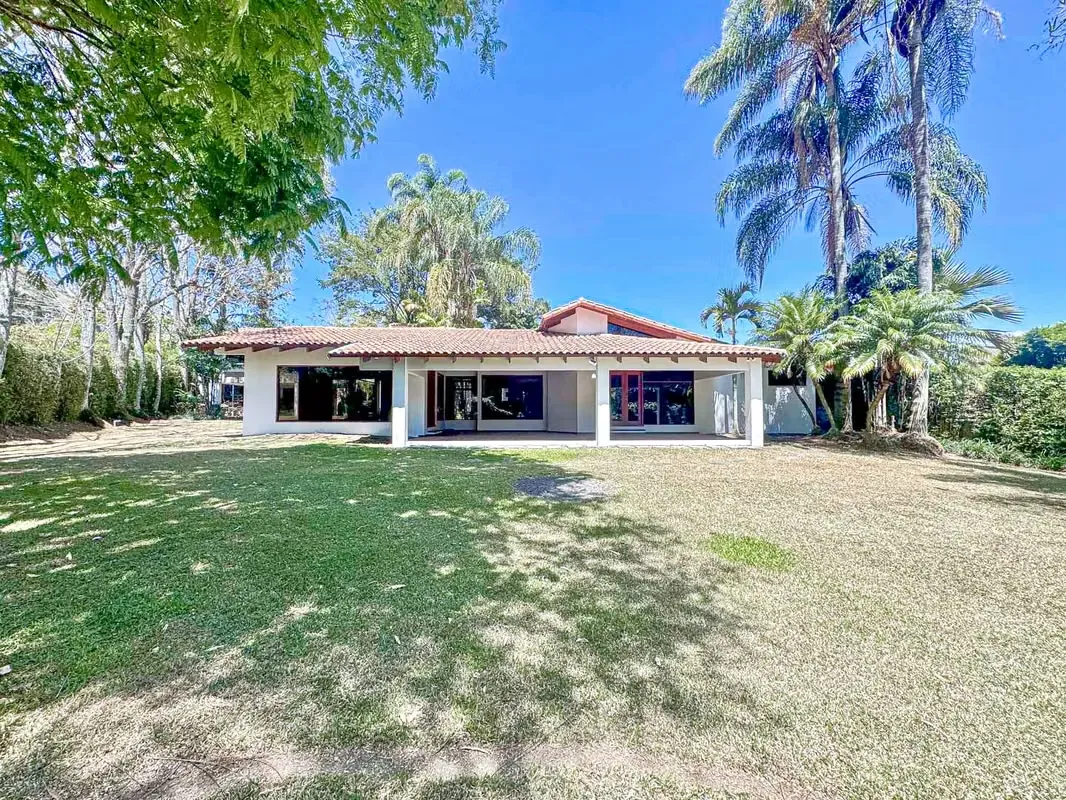 Casa Balinese in Jaboncillos | Large Home &amp; Yard | Escazu Suburban Living