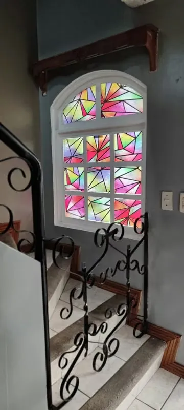 Alquiler de casa de dos pisos en Condominio Normandia