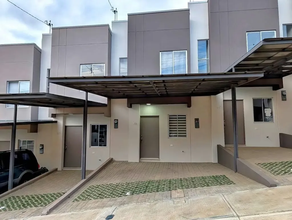House for rent in San Miguel Desamparados (Nova Condominium)
