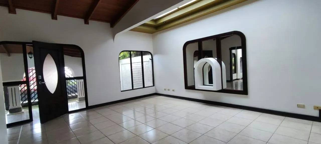 HOUSE FOR RENT IN GRECIA, SANTA GERTRUDIS