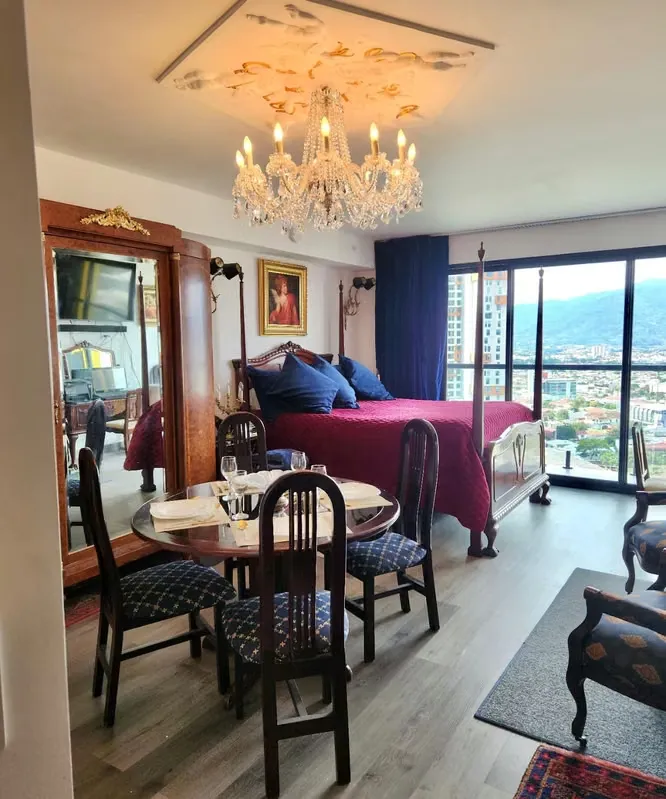 Venta | Estudio Estilo Vintage Ser Escalante | Frente al Parque Francia