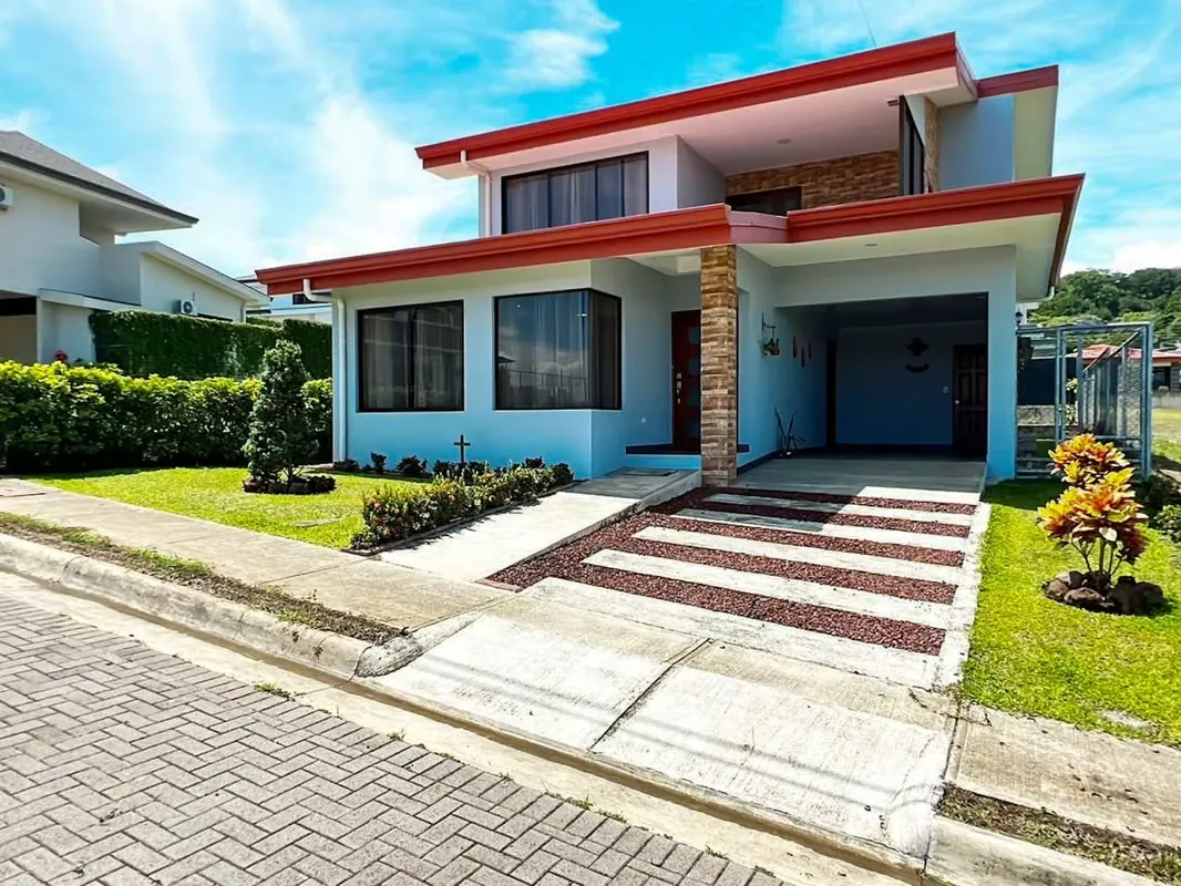 Home for Sale in a Family-Oriented Gated Community