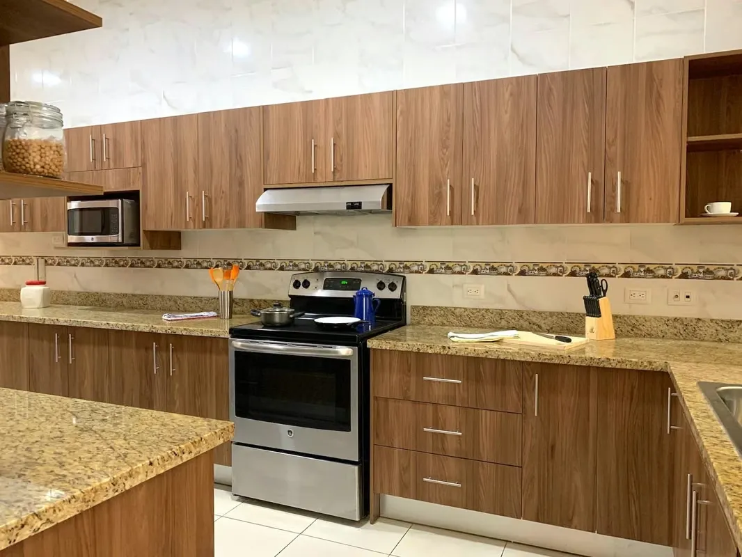 Apartment for rent in Condominio Altos de Marbella, San Rafael de Escazú