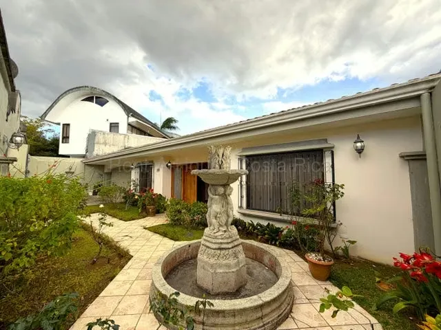 **Luxury Home for Sale | Altamonte, Curridabat**