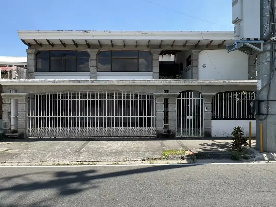 Independent house for sale in Trejos Montealegre, Escazú