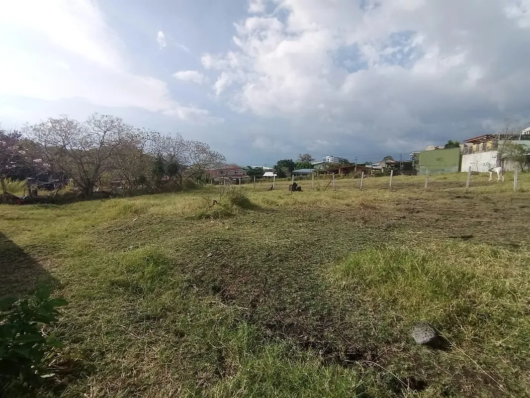 Lote en venta en Guachipelín ideal para proyecto! P527