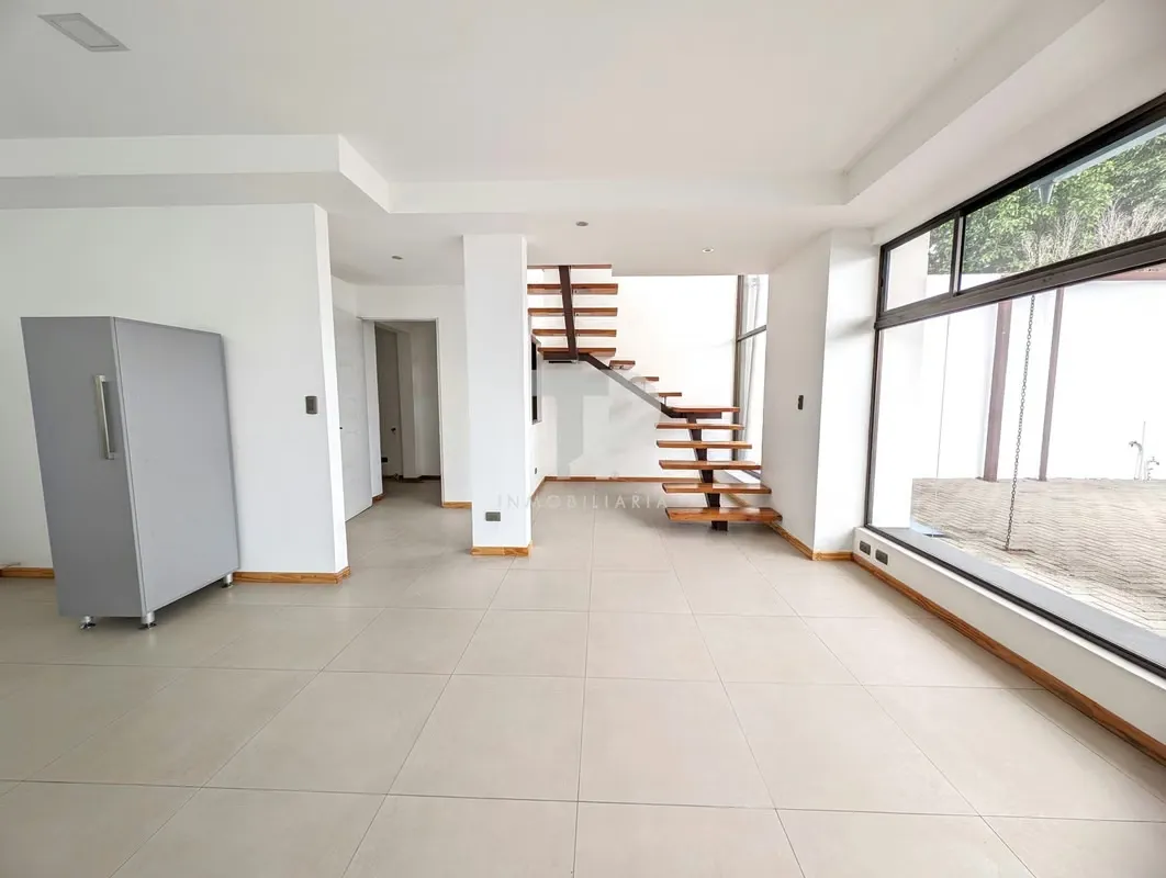 SE ALQUILA APARTAMENTO SAN FRANCISCO HEREDIA A POCOS METROS DE WALMART Y OXÍGENO SCG22
