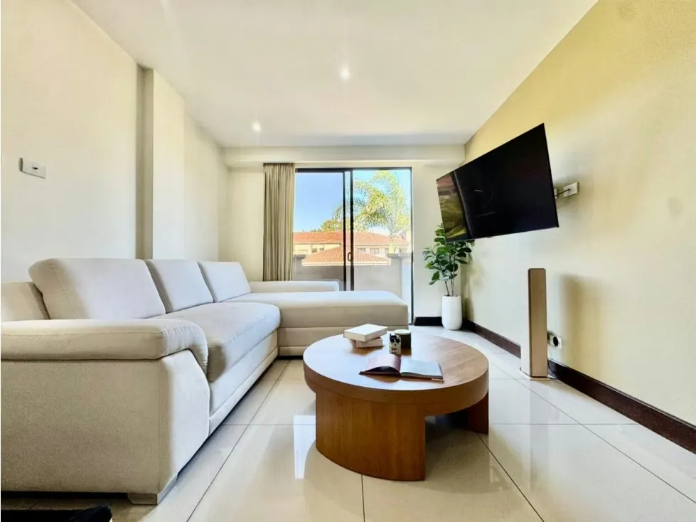 Precioso apartamento en Montesol, viva en un Club!