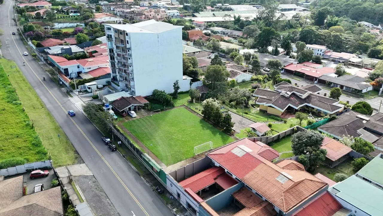 Venta de Propiedad Comercial - Residencial en Guayabos Curridabat